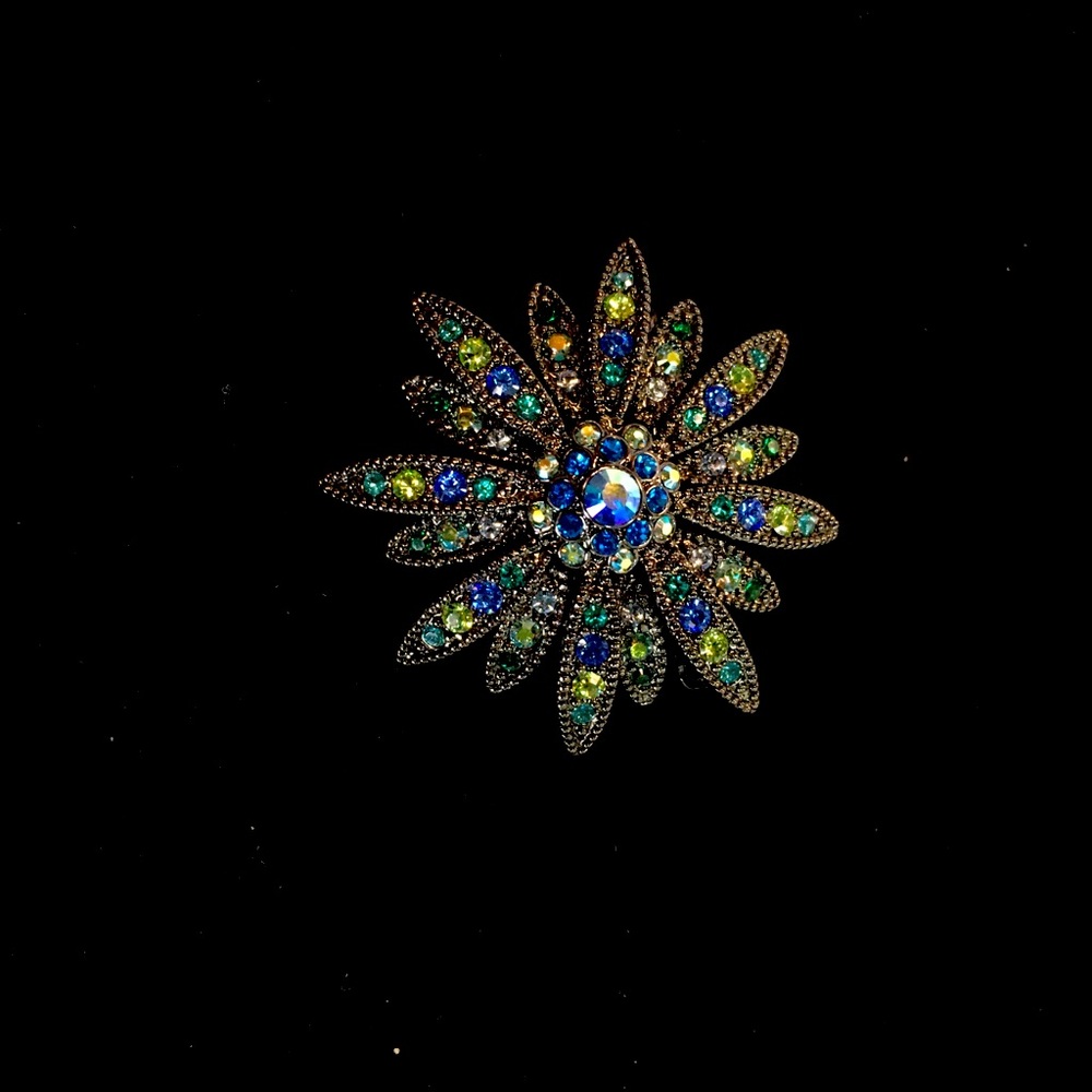 Joan rivers Swarovski pin